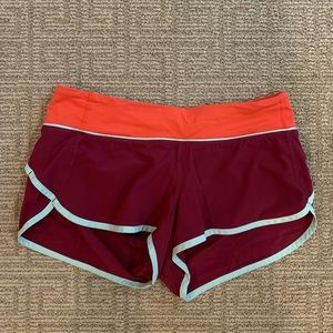 Lululemon Speed Short 2.5 inch